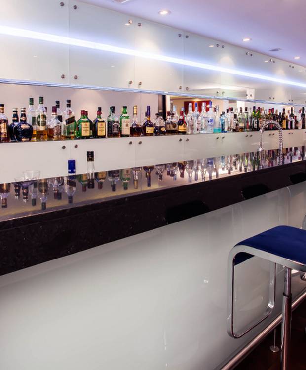 Bar - Hotel Leparc - Quito Hotel Le Parc